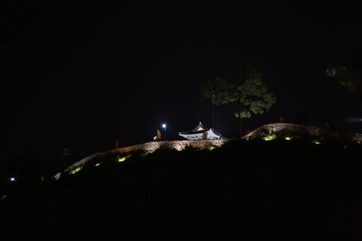 공주공산성 입장료 무료 (출처 : 한국관광공사)