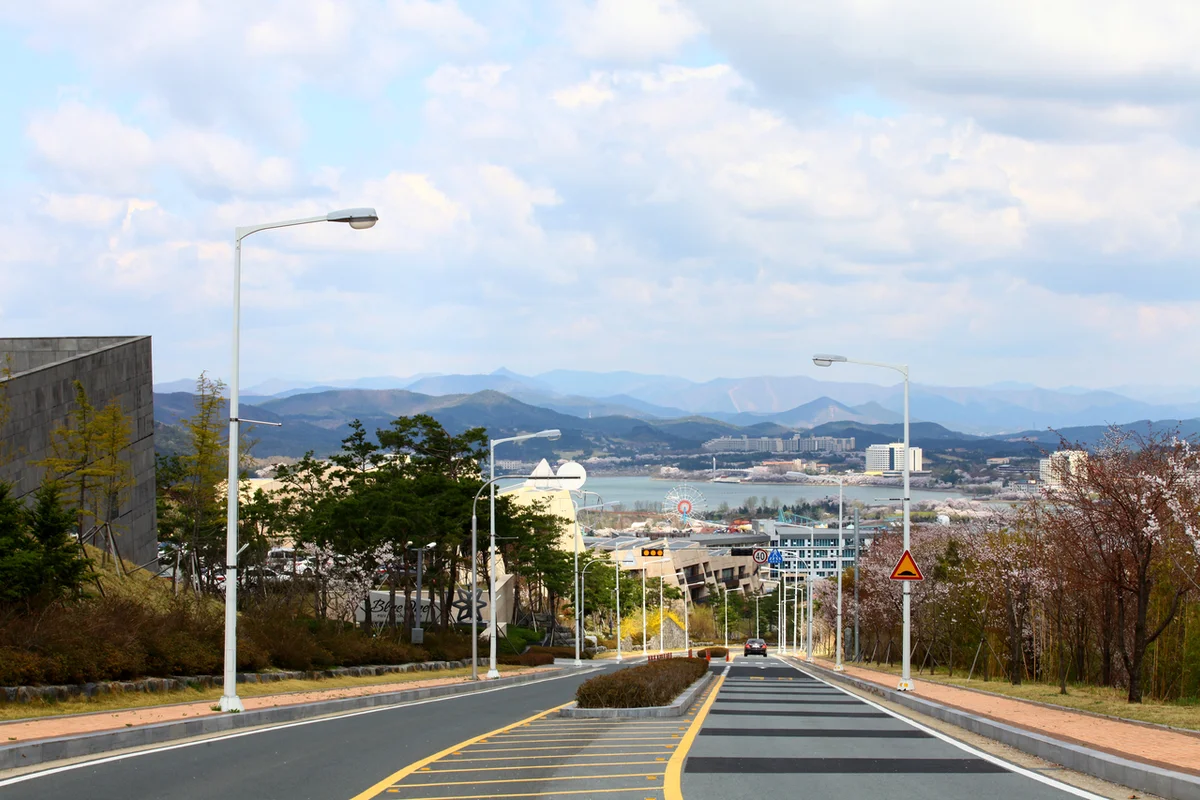 제주시내 리조트 (출처 : 한국관광공사)