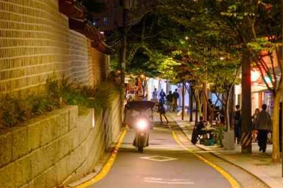 서울 새로 생긴 곳, 현대백화점 더현대 서울 - 서울여행 여행
